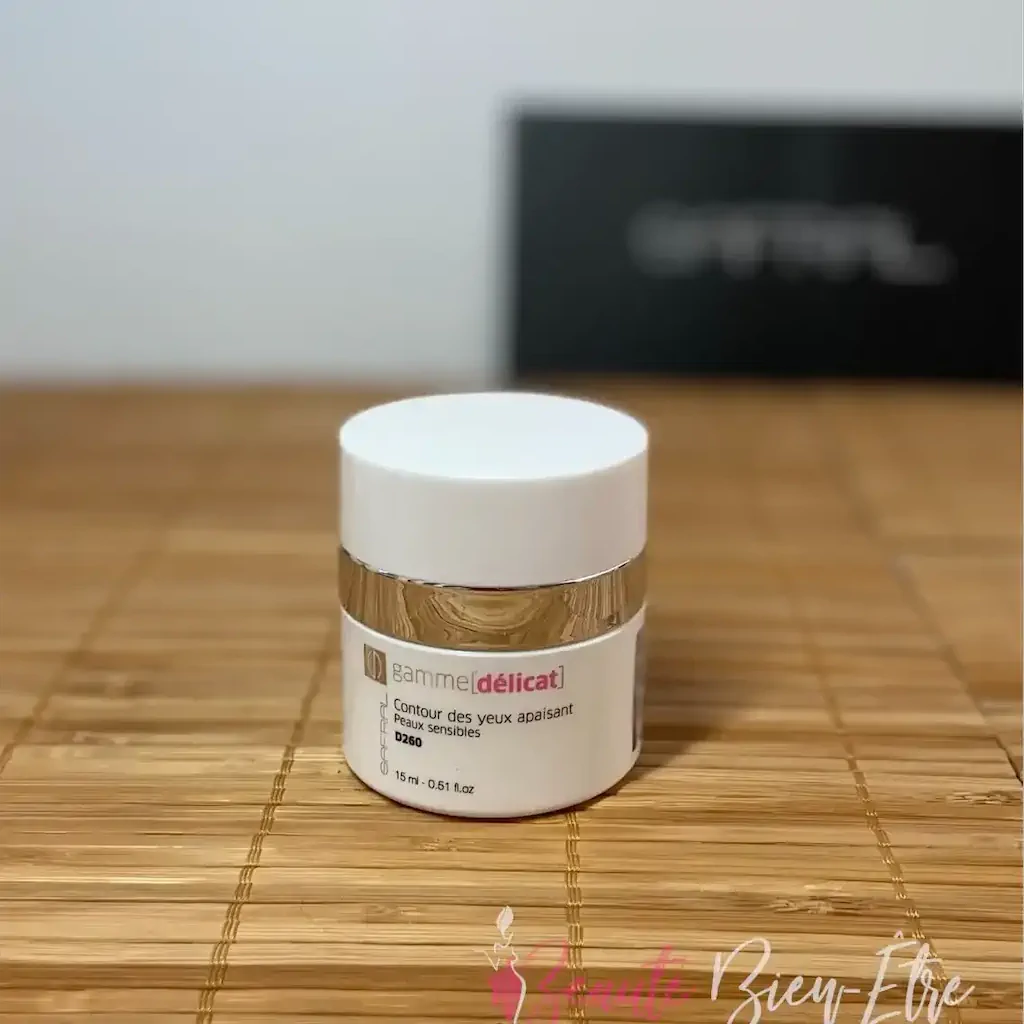 Safral Crème Contour Yeux Apaisant D260 Gamme Délicat 15 ml - soin peaux sensibles et réactives