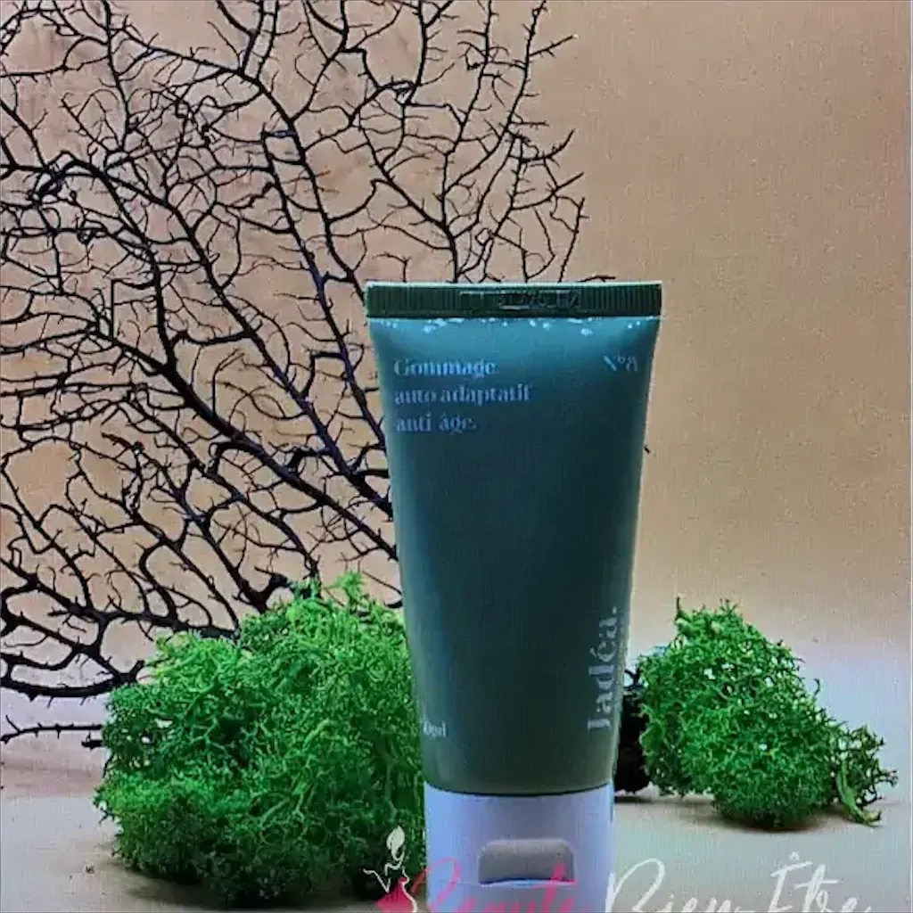 Jadéa Gommage Auto-Adaptatif Anti-Âge N°8 - Exfoliant visage naturel au pollen de tournesol 50ml