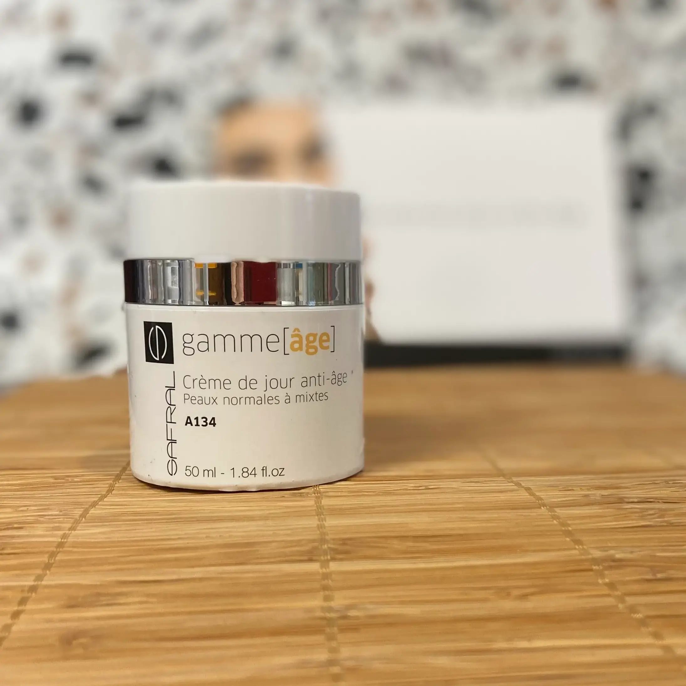 Safral Crème de Jour Anti-Âge A134 Gamme Age peaux normales mixtes 50ml pot push up