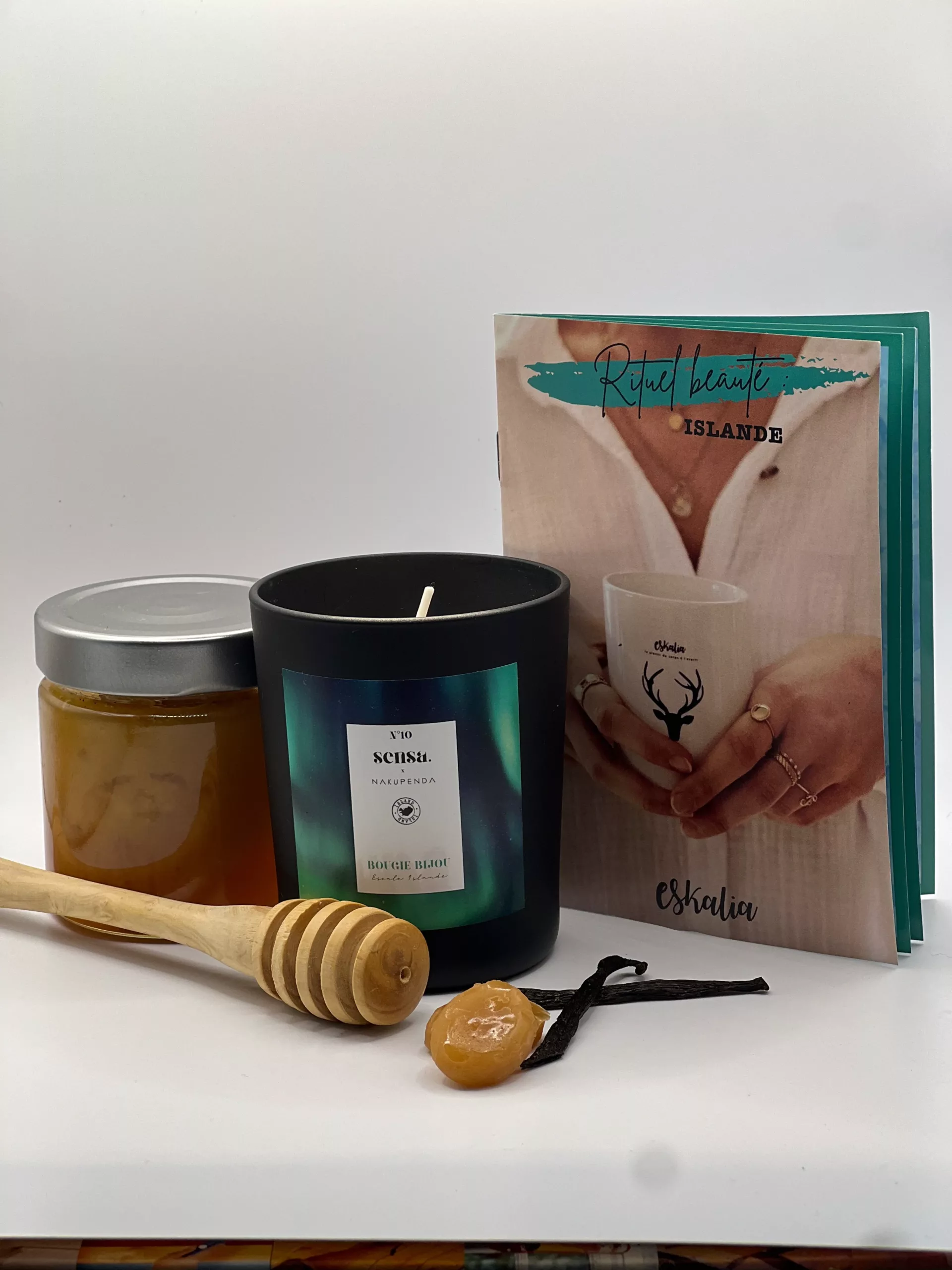 Bougie bijou parfumée Eskalia Escale Islande miel vanille caramel avec bijou surprise NAKUPENDA