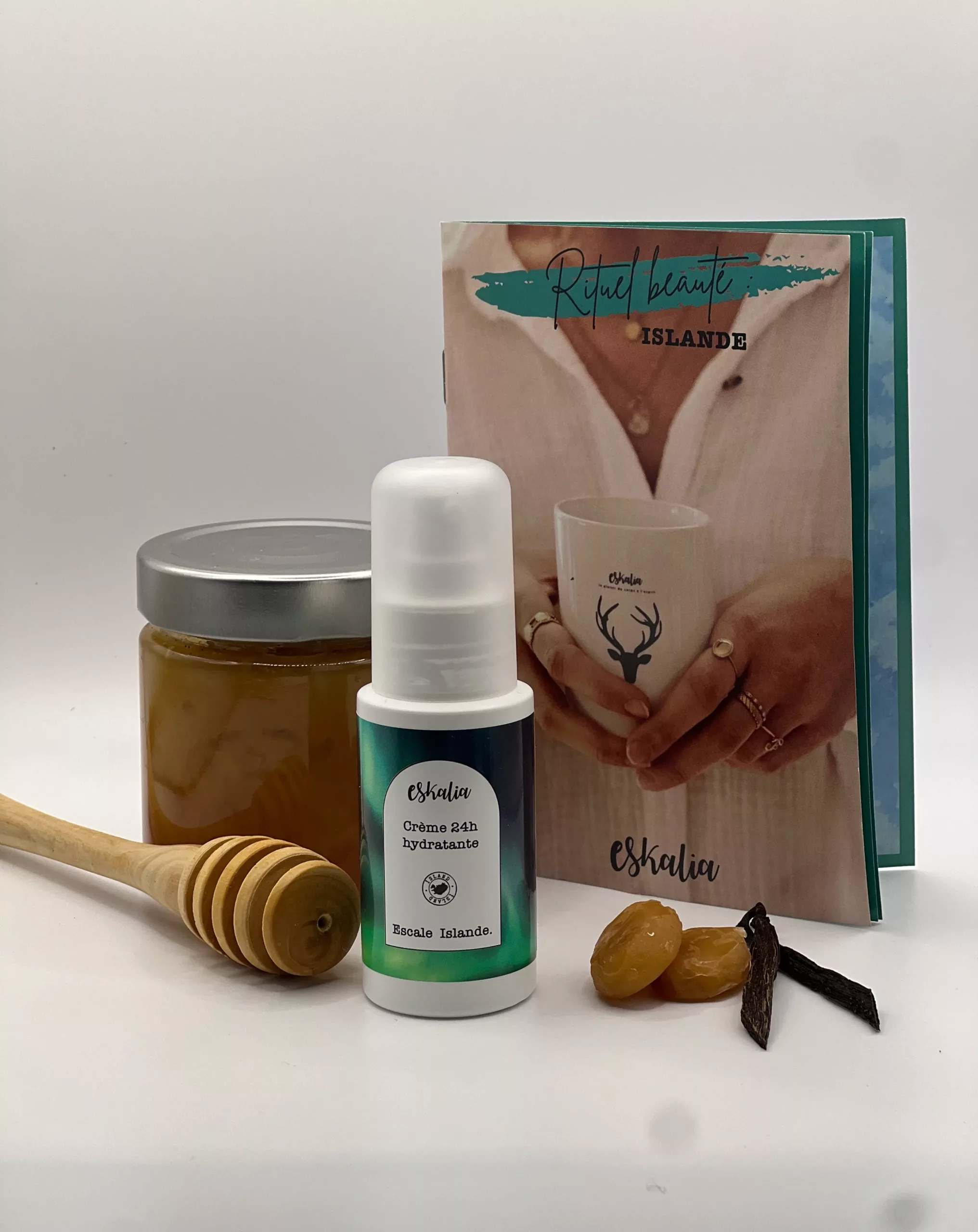 Eskalia Crème Hydratante 24H Escale Islande flacon pompe 40ml soin visage mousse Islande algue brune